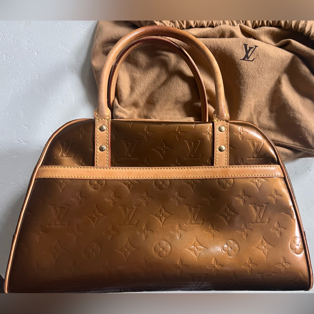 Authentic Louis Vuitton Tompkins Vernis Copper Boston Bag Only